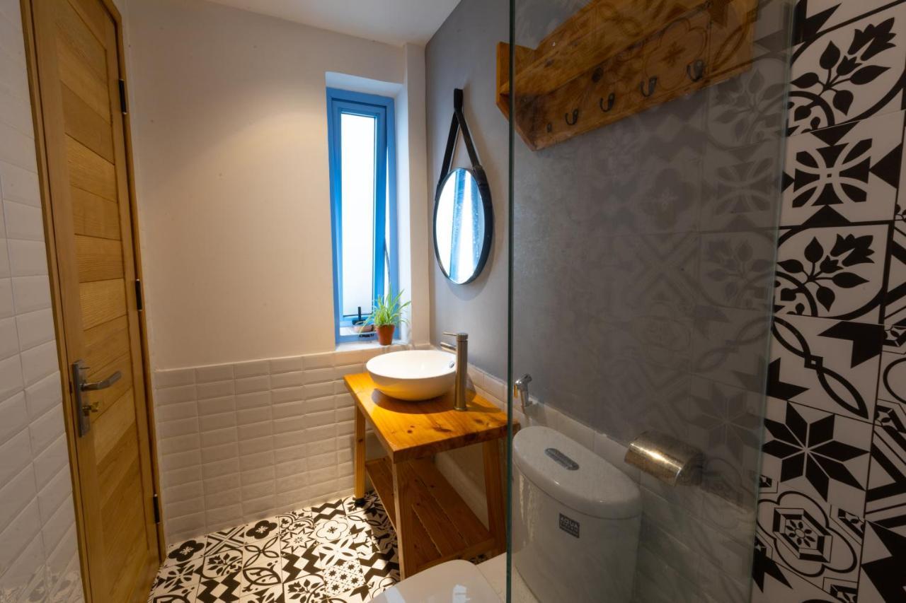 Nest House Hotel
